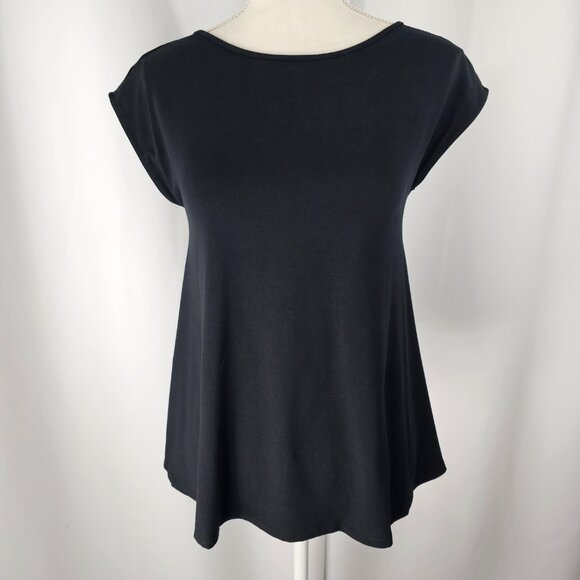 Universal Standard Women's Black Flowy Cap Sleeve Split Back Top Size XS NWT - Picture 2 of 12